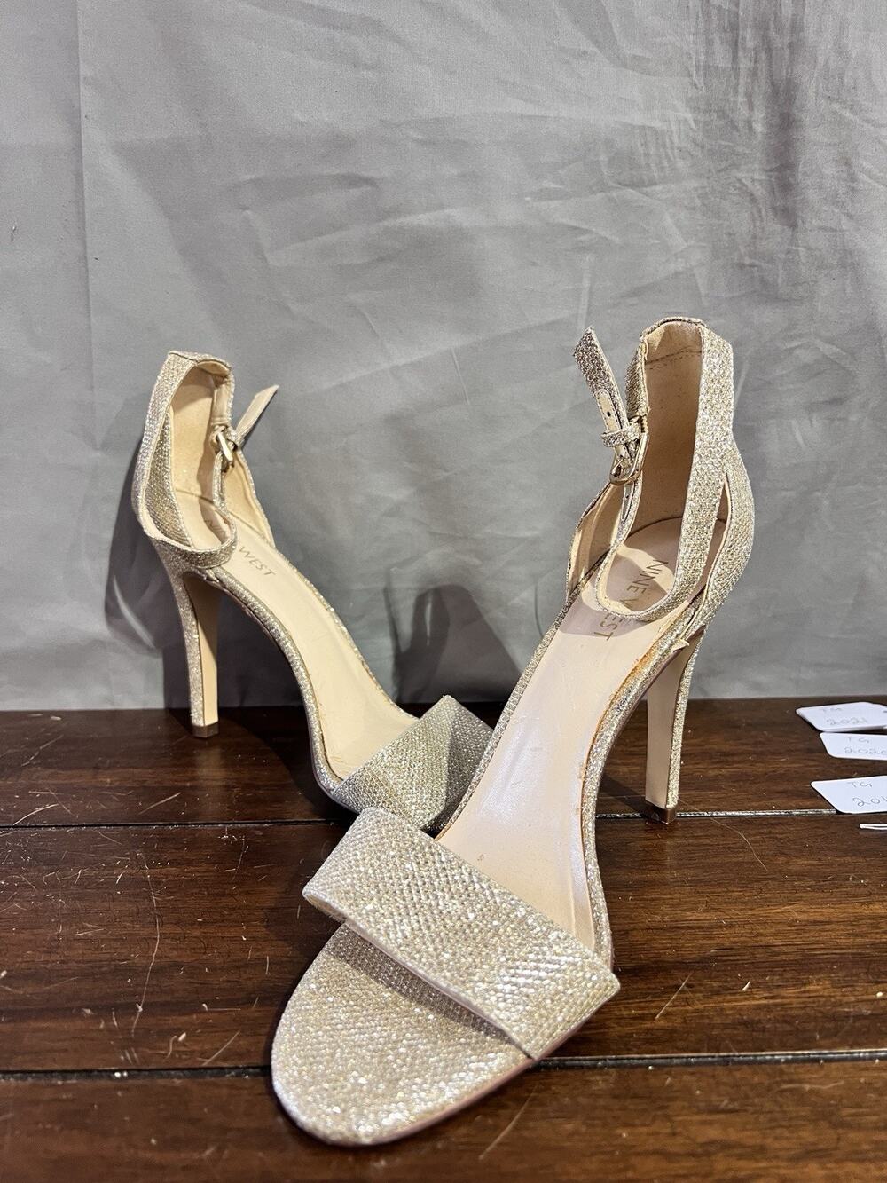 Nine West gold glitter stiletto heels with ankle straps Size 9.5 TG20018